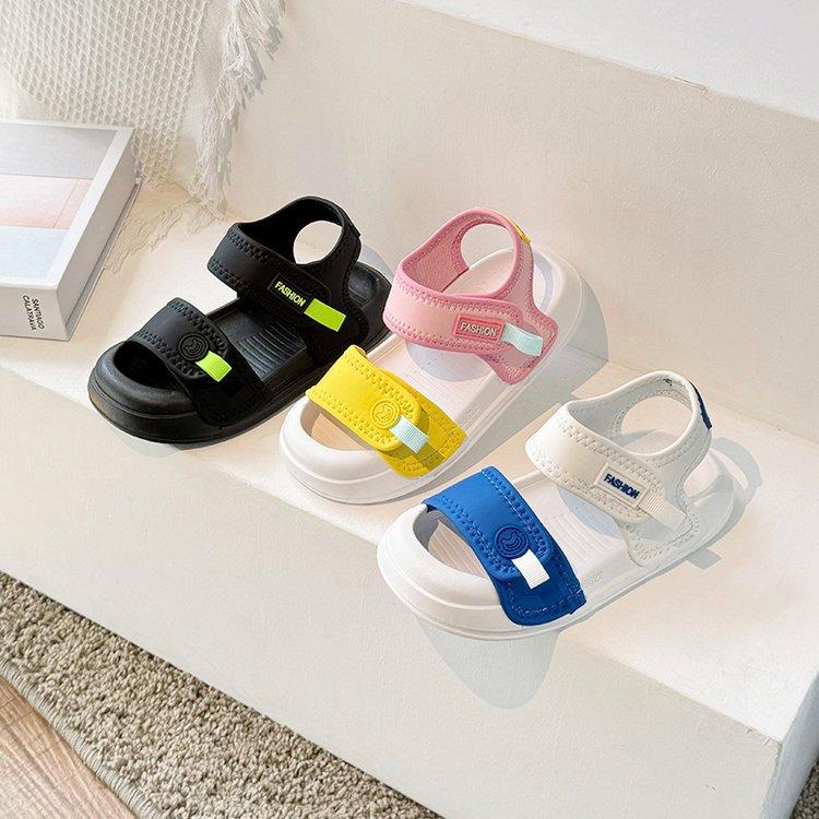 Boys' Shoes Baotou Sandals 2025 Summer New Girls' Versatile Casual Shoes Korean Version of Medium and Older Children's Soft-soled Beach Shoes