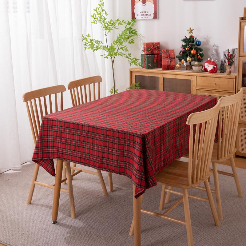 American Style Red and Green Plaid Tassel Tablecloth - Holiday Polyester-Cotton Yarn-Dyed Christmas Decoration.