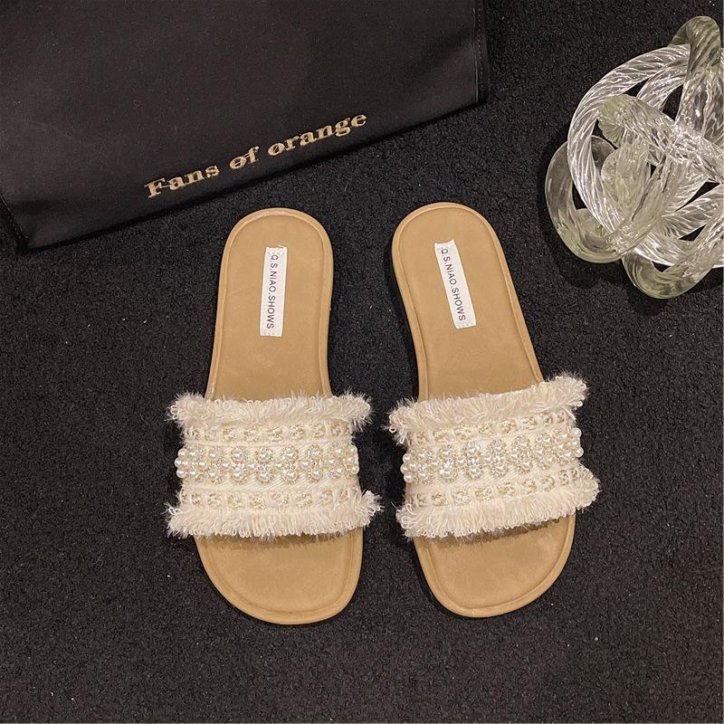 Slippers women's summer outer wear fashion 2025 new summer sense one-word flat bottom going out sandals