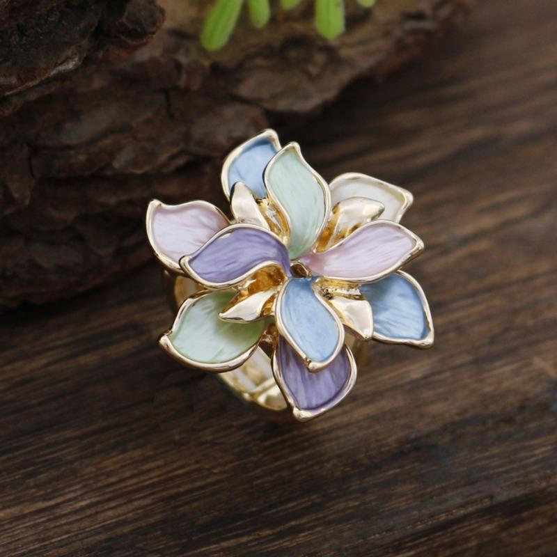 New enamel color hollow geometric daffodil elastic ring women's fashion high-end flower ring