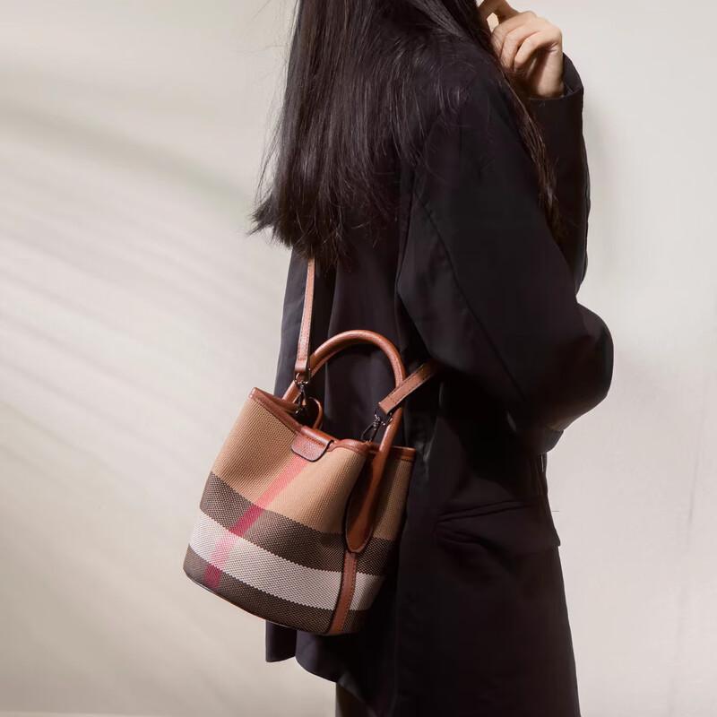 REWELL 2025 Fashion Plaid Bucket Bag