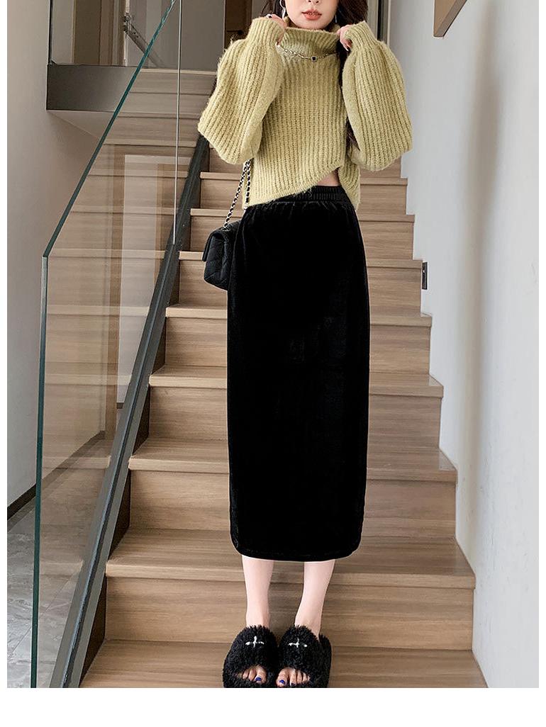 

Women s Black Velvet Elastic Waist Skirt, 2026 Spring/Autumn Plus Size with Back Slit XL (130-145 lbs)