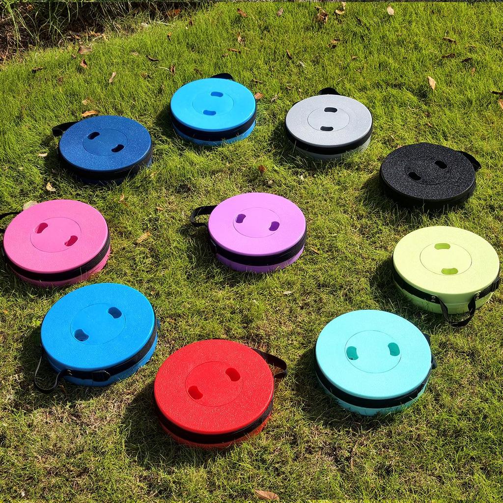 Collapsible Round Plastic Stool for Outdoor, Home, and Travel Use - Ideal for Sketching and Compact Storage.