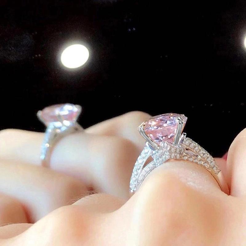 Elegant 2025 Oval Simulated Diamond Women's Wedding Ring - European & American Fashion Jewelry