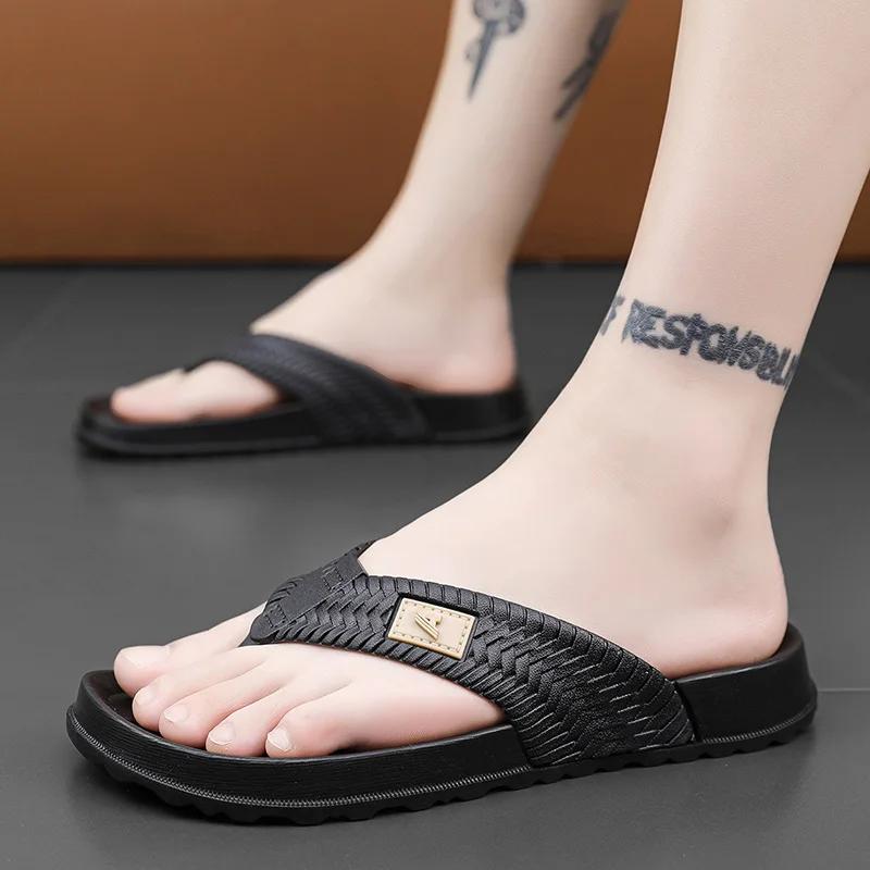 Fashion Men's Home Slippers Flip Flops 2025 EVA Summer Bathroom Slippers Outdoor Non-slip Sandals Soft Open Toe Beach Casual Shoes