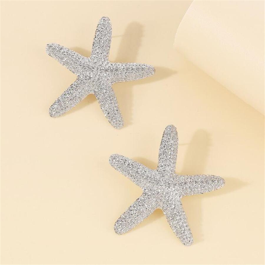 Exaggerated Personality Design Big Conch Stud Earrings for Women Bohemia Charm Summer Beach Choker Jewelry Holiday Accessories