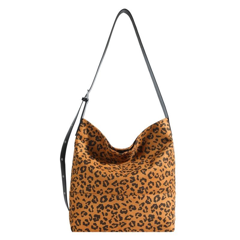 Popular leopard print large-capacity bag women's new autumn and winter versatile messenger bag commuter shoulder tote bag