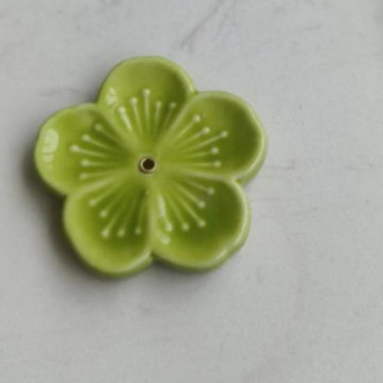 Ceramic Multi-Color Cherry Blossom Incense Holder with Gold Ring and Origami Crane Design