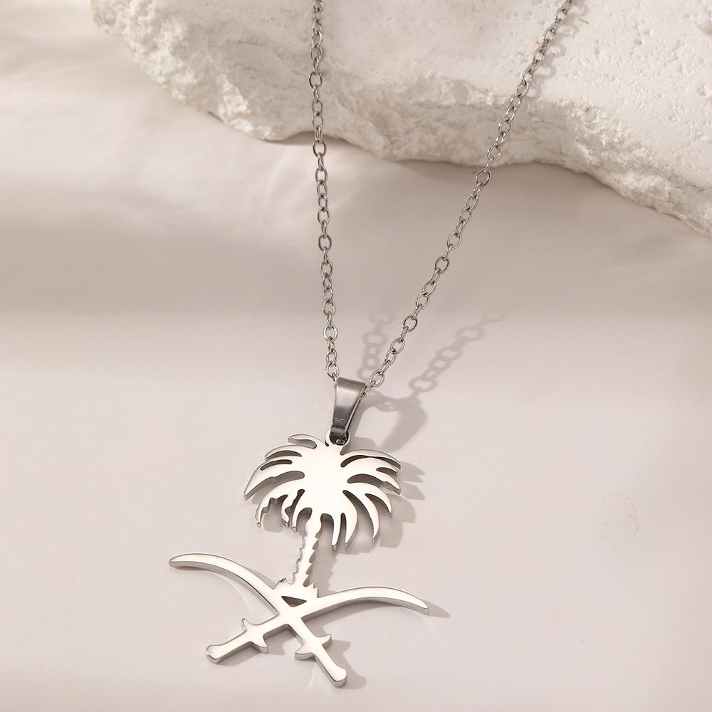 

Ожерелье из нержавеющей стали Эмблема Саудовской Аравии Племенная нация Простой кулон Популярное ожерелье для женщин Циркон Резной Банкетный подарок