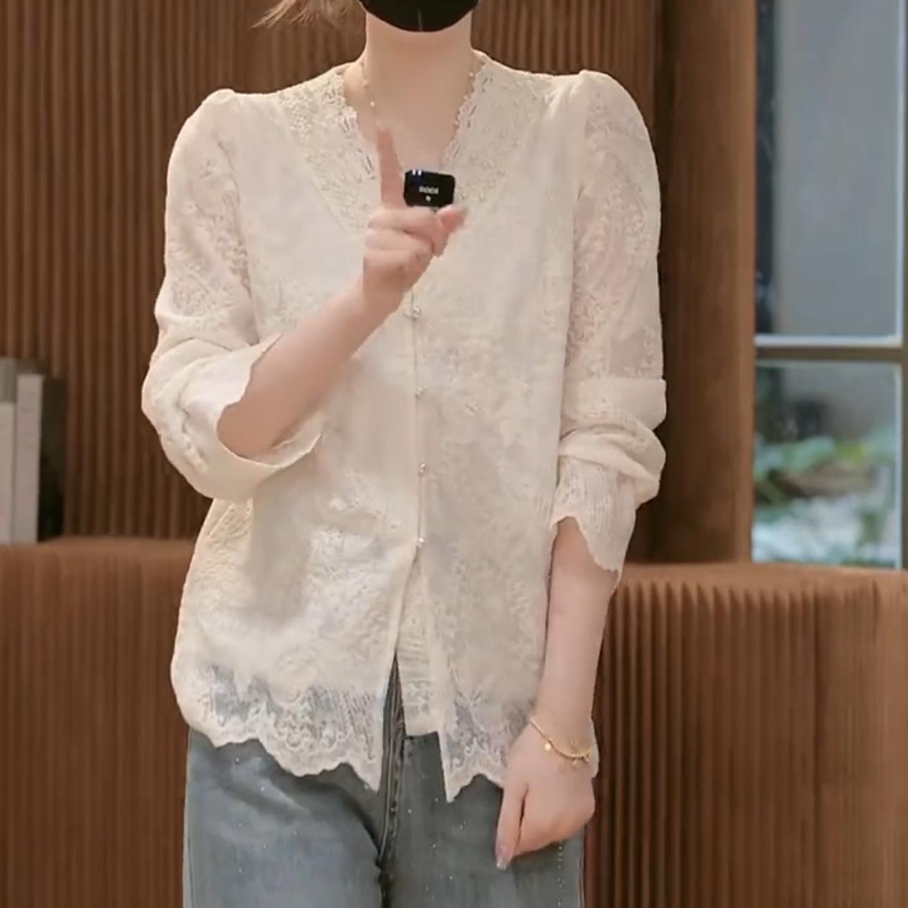 

2025 Spring Women s V-Neck Jacquard Lace Shirt - Luxurious Chinese Style Top Medium грязно-белый