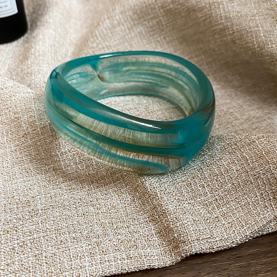 Colorful Acetate Open Bangle: Exaggerated Light Luxury Bracelet for Women