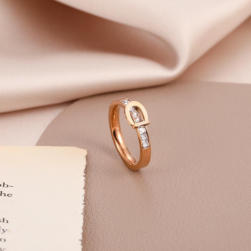 Stainless Steel New Fashion Upscale Rose Gold Color Zircon Belt Buckle Shape Wedding Bride Rings For Women Ladies