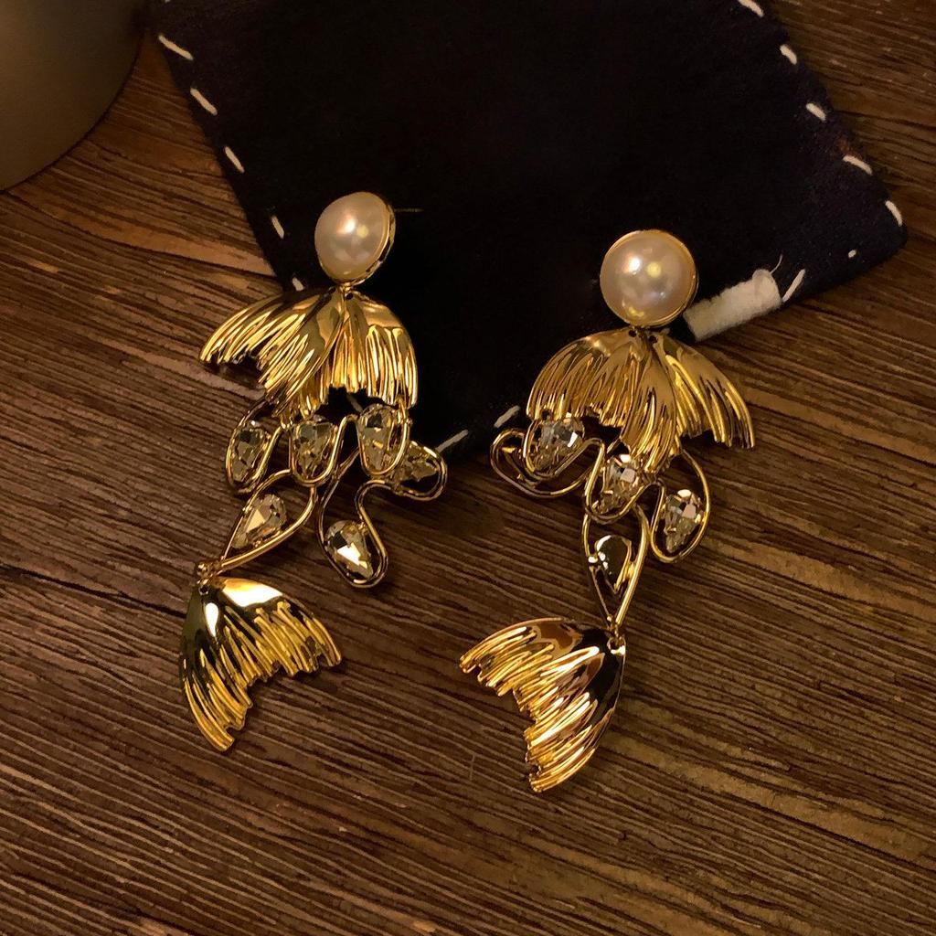 European-American Zirconia Fishtail Tassel Earrings with Pearls - Exaggerated, High-End Light Luxury Design for Women