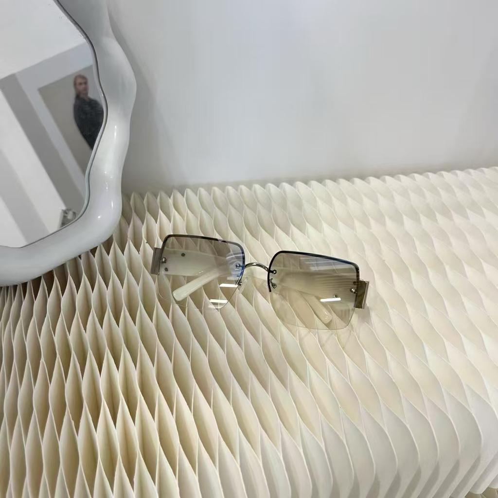 Square Shape Women Sunglasses Korean Fashion Uv Protection Women'S Sun Glasses Travelling Photographing Men Sunglass