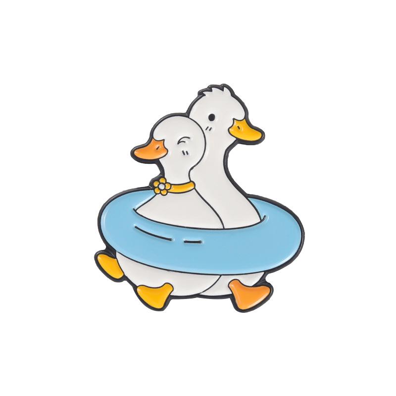 Alloy Animal Ornaments: Cartoon Cute Duck Shape Baking Paint Badge