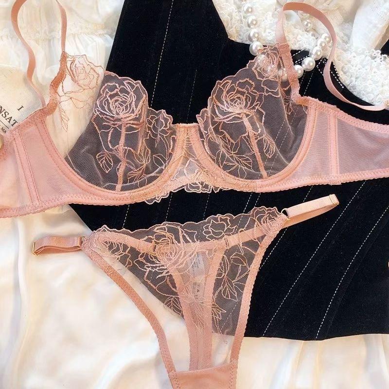 Western, French-style sexy lingerie, ultra-thin mesh rose embroidery, anti-sagging plus-size lingerie set