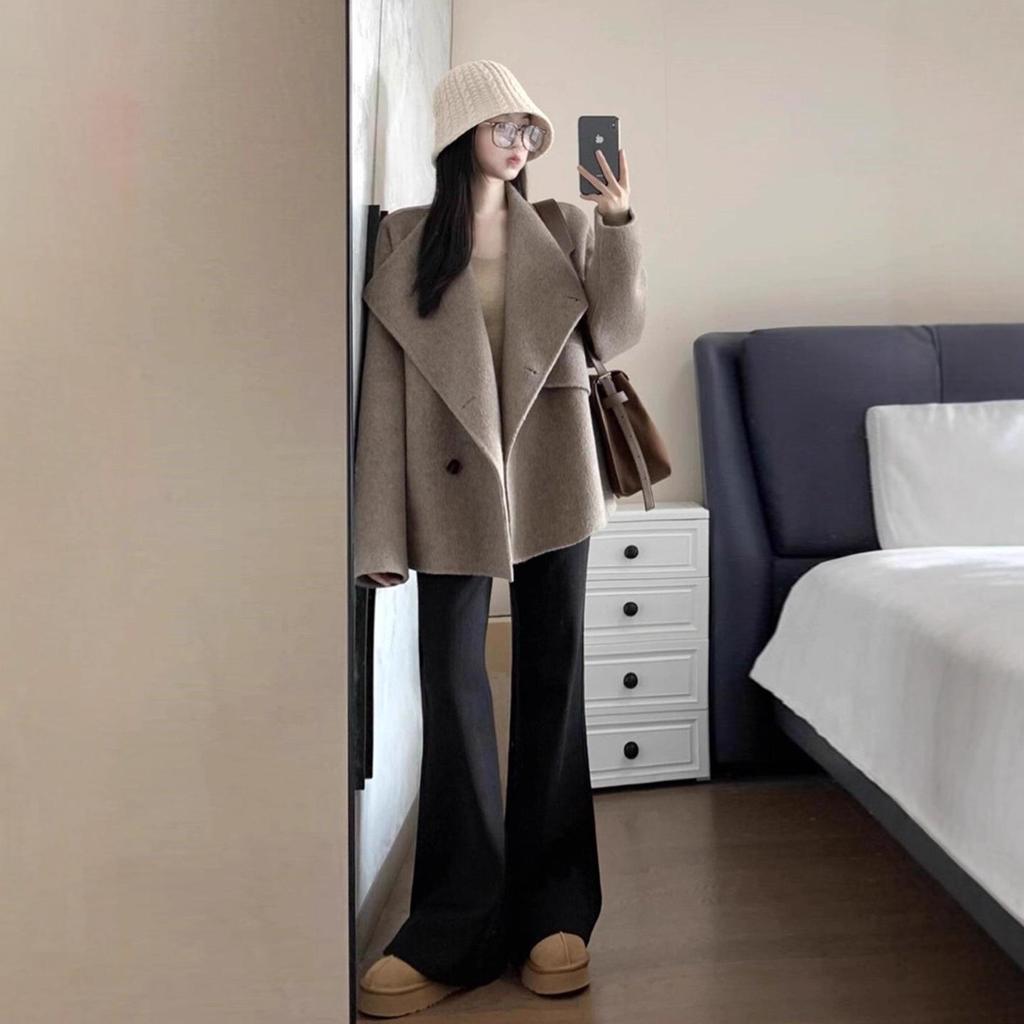 Women's Hepburn-Style Lapel Wool Coat - 2025 Autumn/Winter Collection