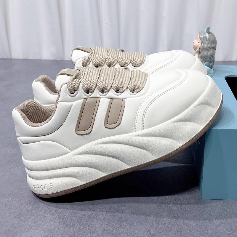 

Little white shoes women s spring and summer new platform bread shoes fashionable versatile sports and leisure board shoes 35 хаки
