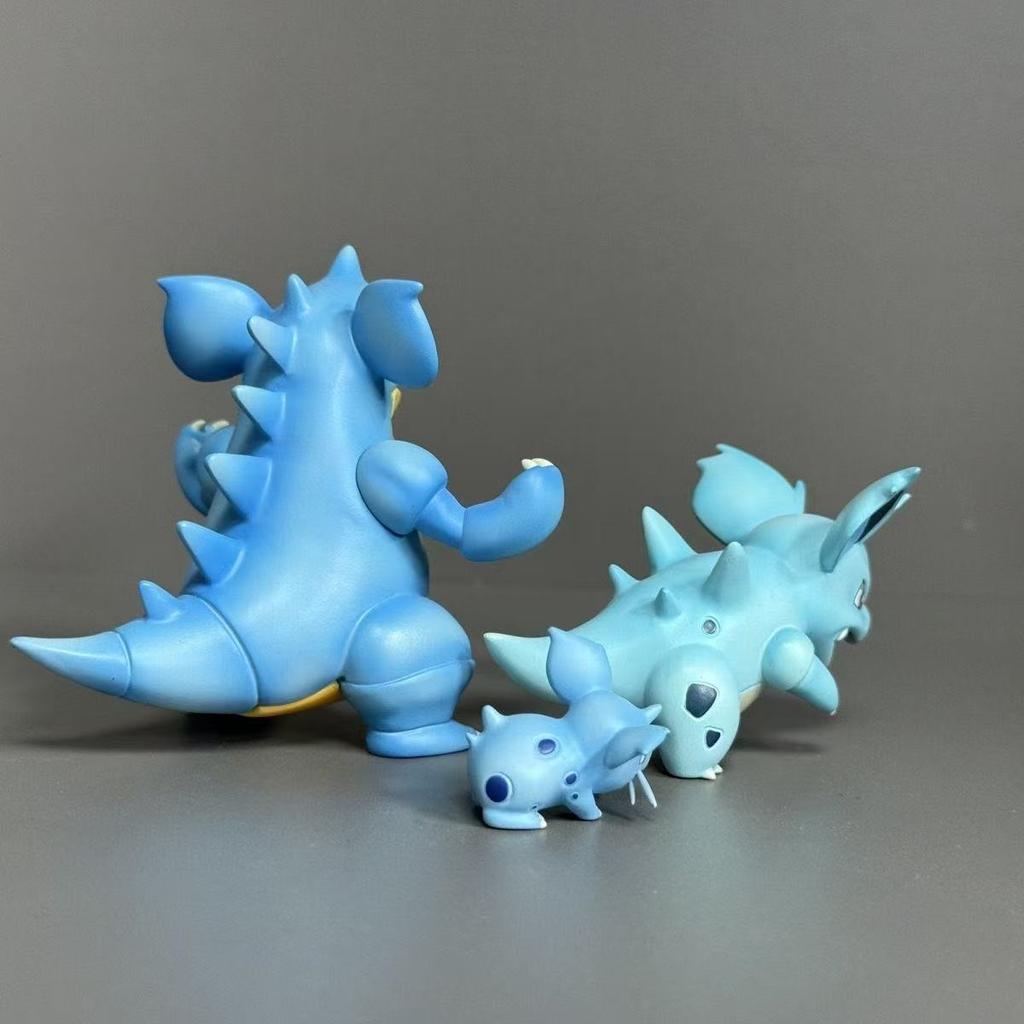 Latest Anime Pokemon Nidoking Nidoqueen Figurine PVC Statue Collection Room Doll Decoration Figure Toys Presents