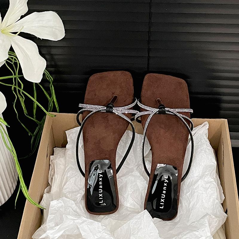 Fashion temperament silver fairy style low heel one-word slippers women's summer wear 2025 new with skirt cool slippers