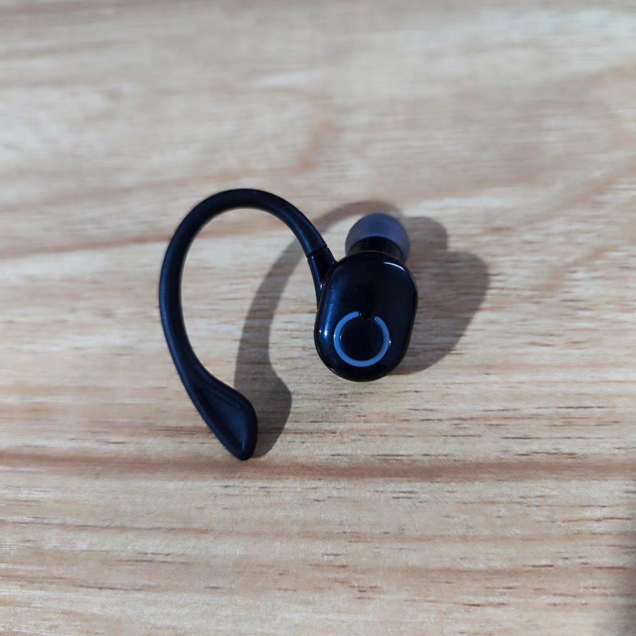 

Беспроводные Bluetooth-наушники S10W6 – Высококачественный звук, Удобная накладная конструкция, Шумоподавление, Увеличенное время работы от аккумулятора, Идеальны для спорта.