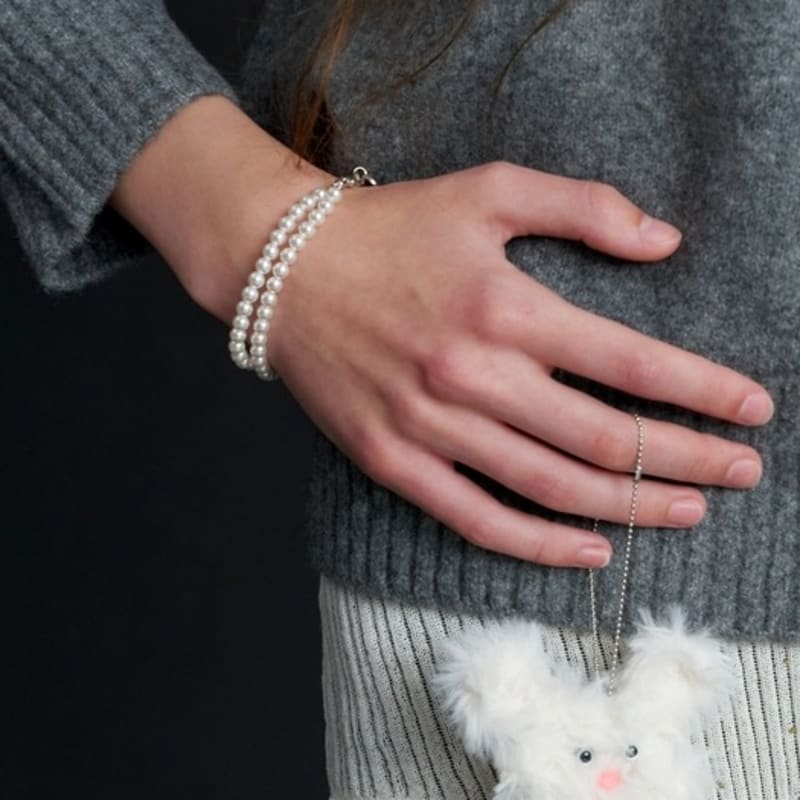 LOVE ME MONSTER Two Line Pearl Bracelet (L233MBC020)