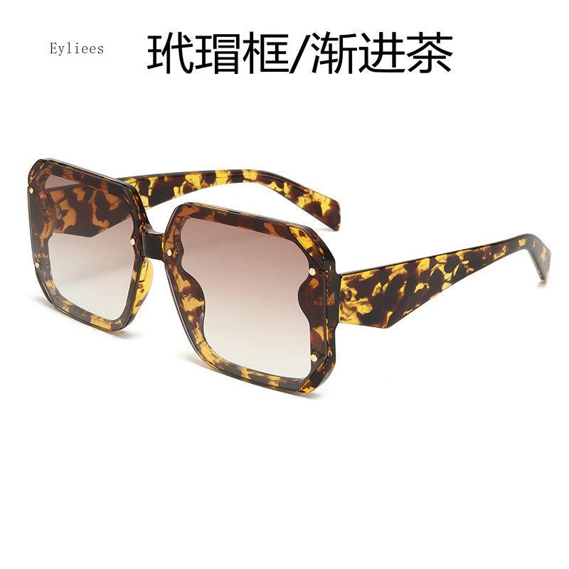 New Fashion Square Frame Sunglasses for Women Luxury Sunglasses UV Protection Large Frame All-match Glasses Lentes De Sol Mujer