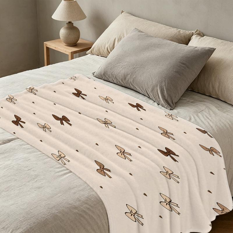 Soft Flannel Fleece Blanket with Bow Detail – Warm, Skin-friendly, No-Shed Single Bed Throw for Home, Christmas & Halloween Use
