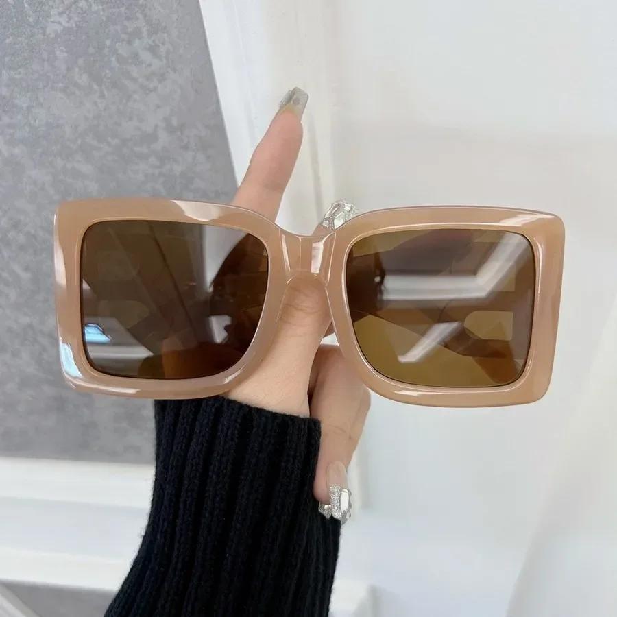 Retro Classic Square Sunglasses For Women Men Stylish Minimalist Female Male Fashion Glasses