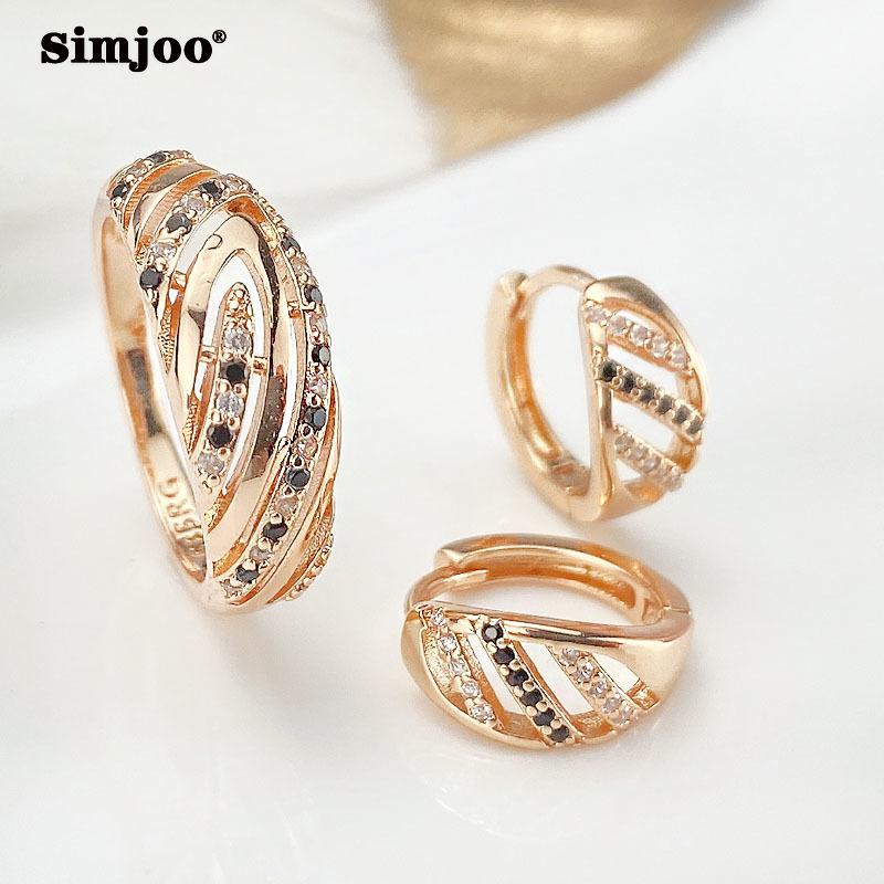 SIMJOO Romantiska Roséguld Örhängen Mode Utsökta Ihåliga Svartvita Linje Zirkon Ring och Örhängesset
