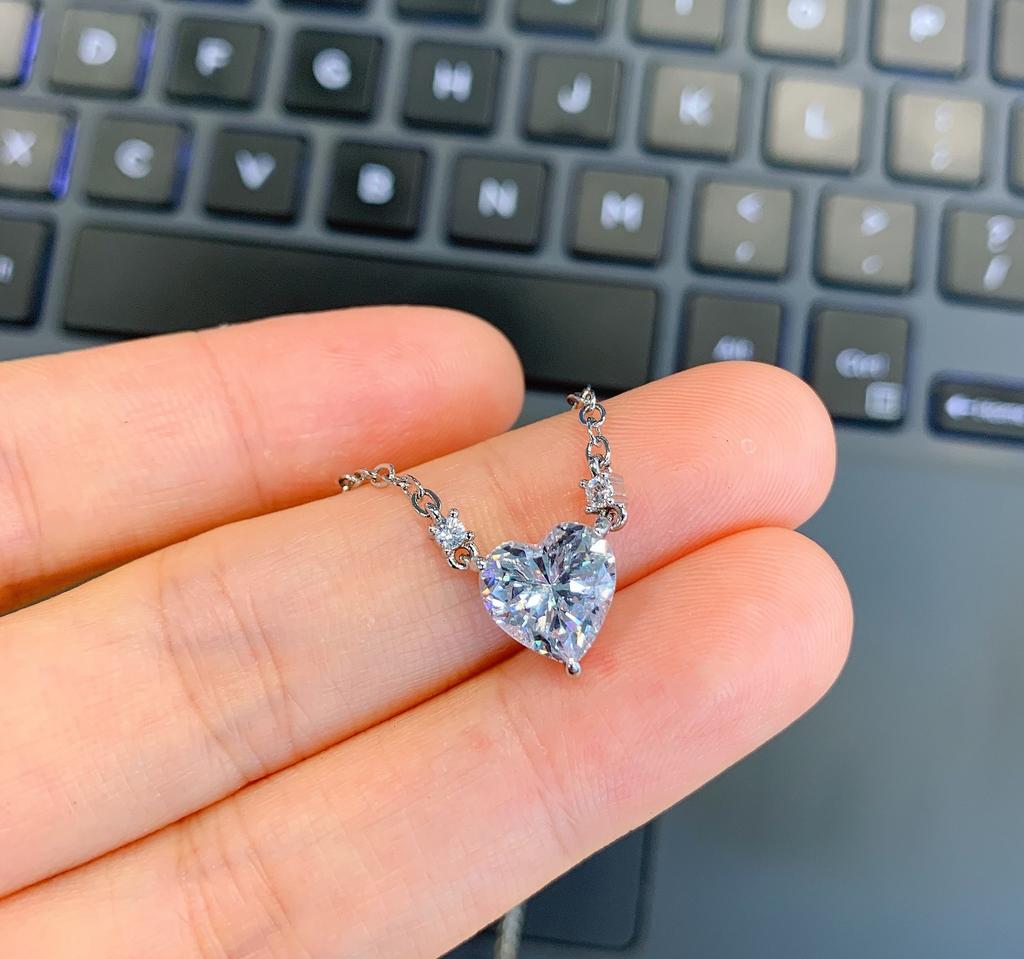 Jewelry High Carbon Diamond Simulation Diamond Heart Pendant Heart Earrings Jewelry Women'S Suit