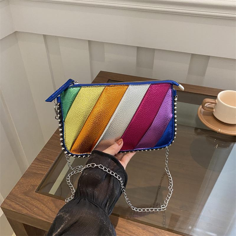 Autumn Exquisite Twill Rainbow Contrasting Color Messenger Chain Bag 2025 New Splicing Single Shoulder Messenger Rivet Small Square Bag