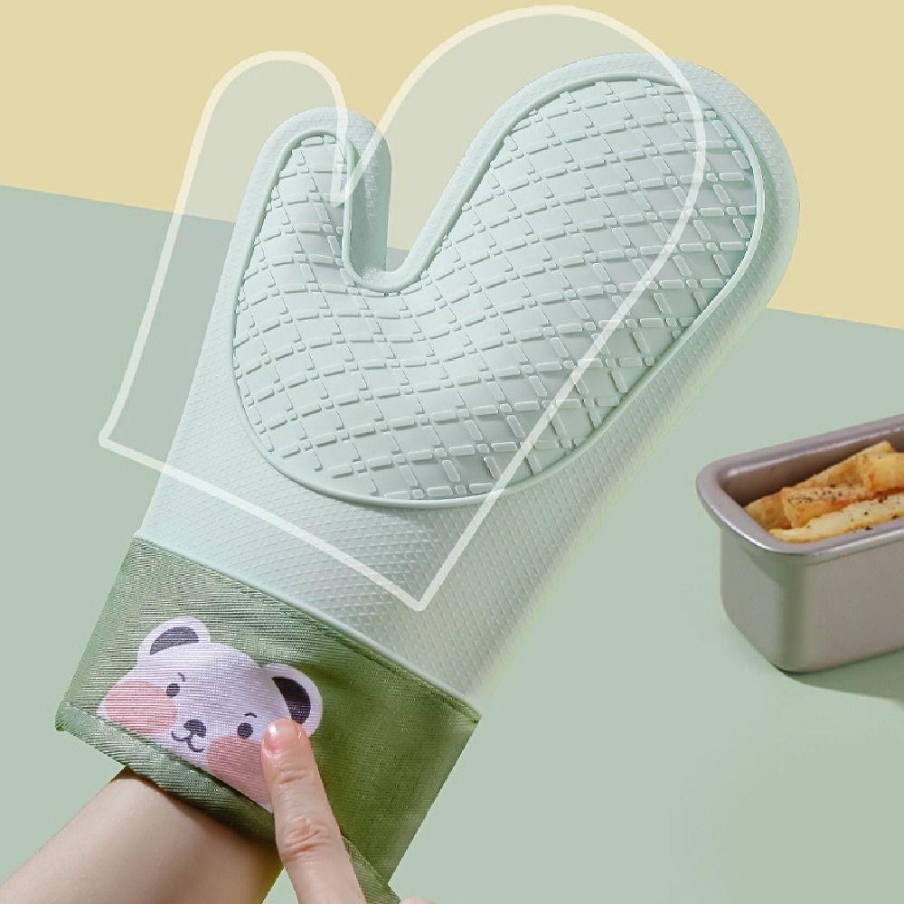 2Pcs Thickened Silicone Insulation Gloves Cartoon Bear Kitchen Hand Clamps Oven Mitts  Cooking