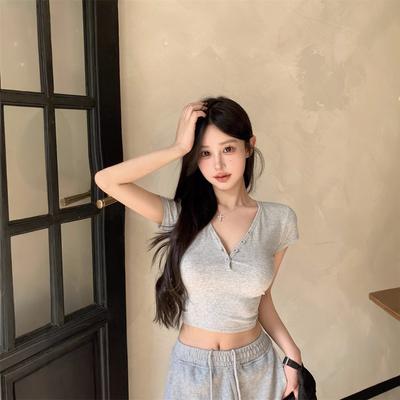 V-neck Short-sleeved Front Shoulder T-shirt Women's Summer New Sweet and Cool Short Navel Slim and Thin Student Top