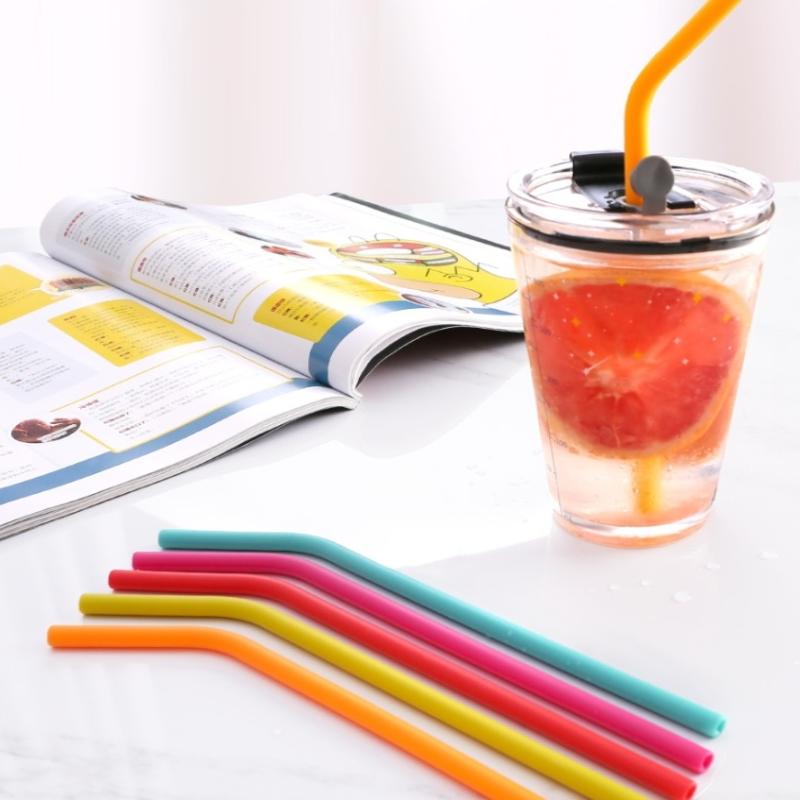 6Pcs Reusable Silicone Straws Set With Cleaning Brushes, For Water, Milk, Juices, Smoothies,Straight/Bent Straws