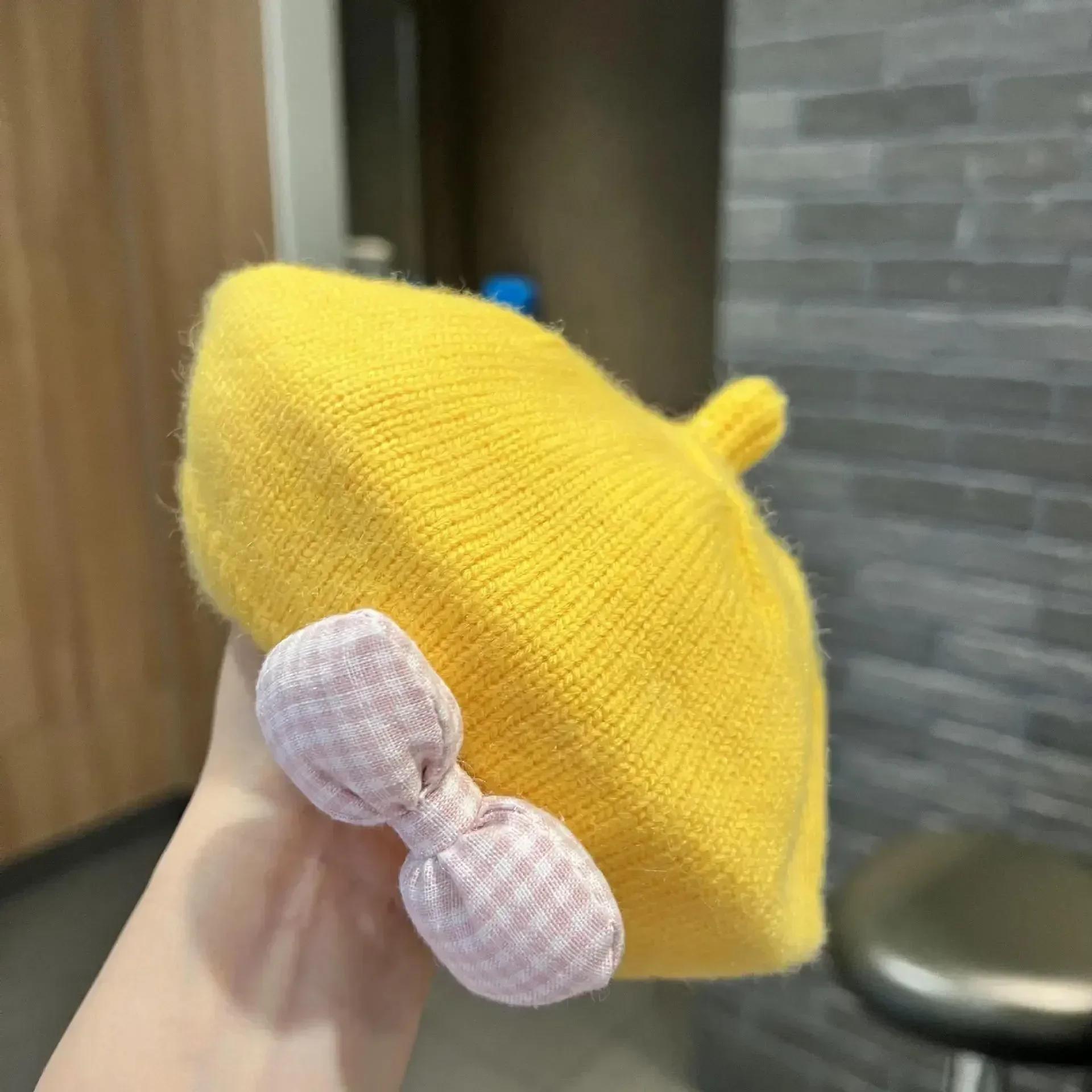 

Цветочная детская шапка-берет, однотонная зимняя теплая вязаная шапка-бини для маленьких девочек, корейские шапки для принцесс, художников и художников 3-48 months