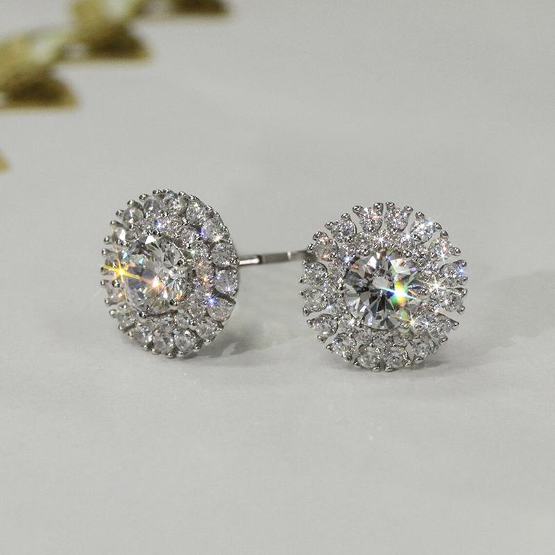 Crystal Cubic Zirconia Stud Earrings Dainty Exquisite Ear Piercing Earrings for Women Gift Silver Color Brilliant Jewelry
