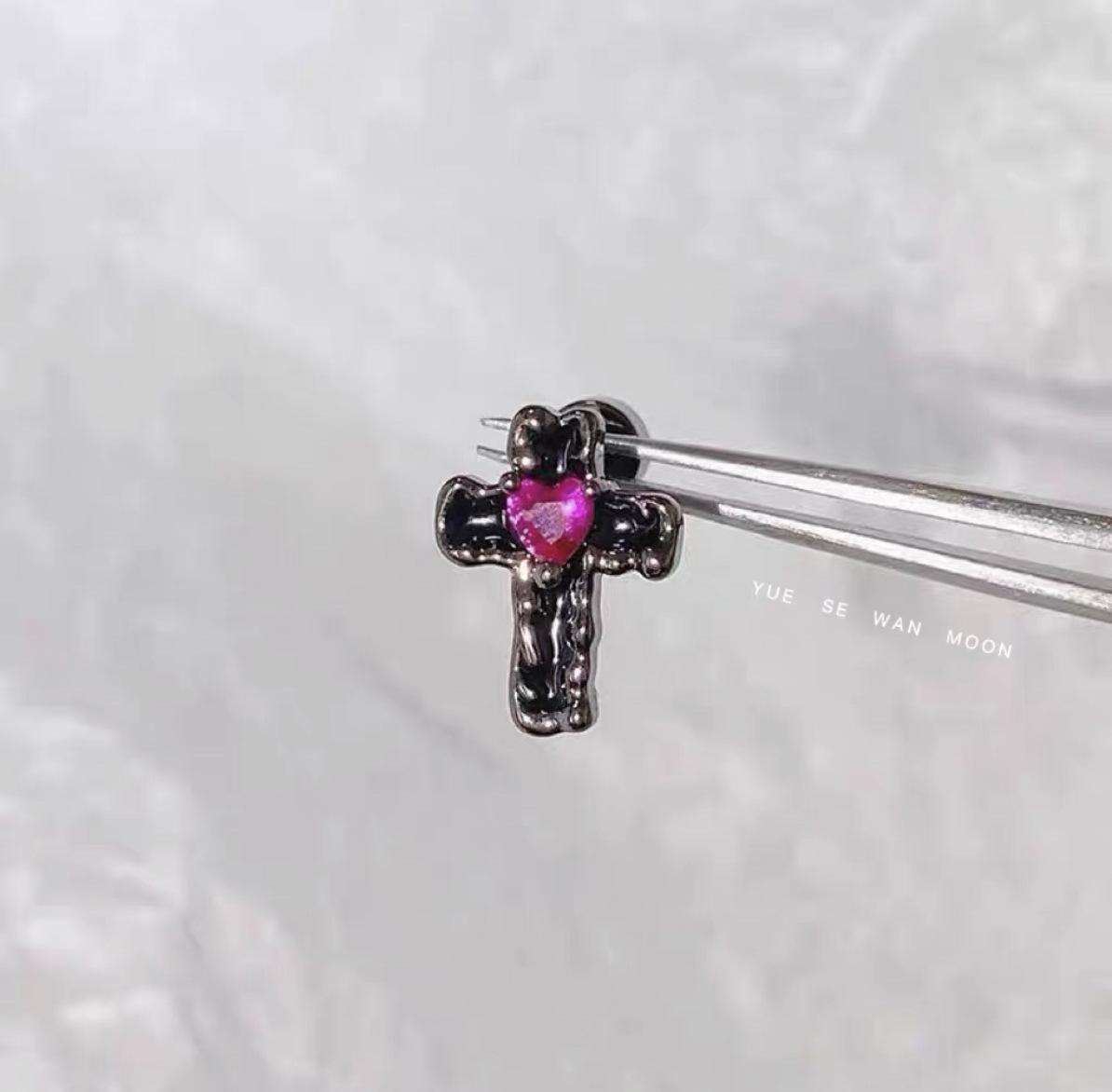 

Retro Sparkle Titanium Steel Ear Studs - Dark Style Cool Earrings