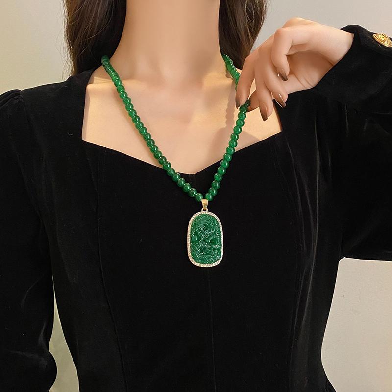 New Chinese Style Retro Versatile Necklace Jewelry Clothing Pendant Green Crystal Pendant