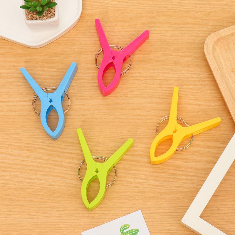 Windproof Plastic Clothespins for Towels and Quilts