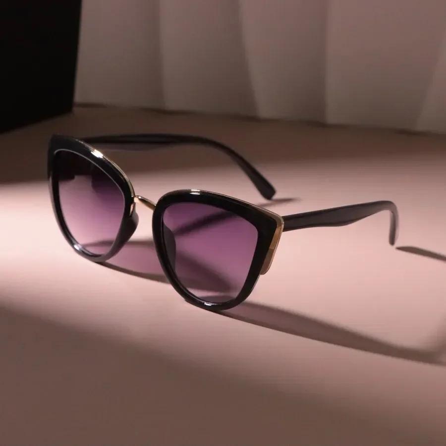 Stilvolle Cat-Eye-Sonnenbrille Damen Herren Vintage Marke Spiegelgläser Sonnenbrille Weiblich Männlich Modefarben