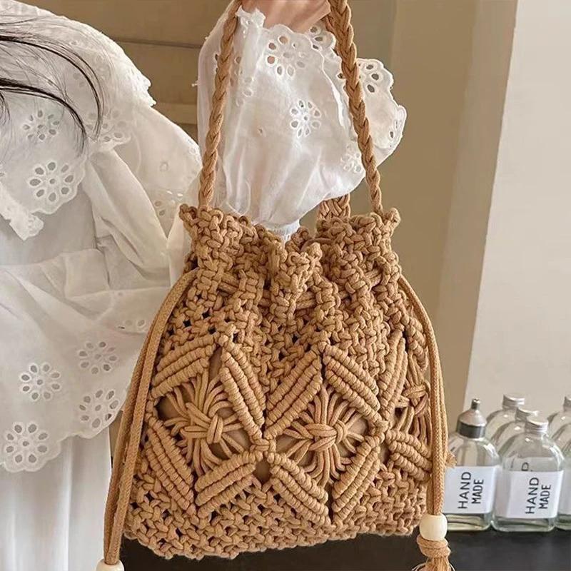 Women's Large Capacity Straw Woven Handbag Summer High-End Feel Crossbody Bucket Bag Soft Material Hand-Held Fashion Accessory