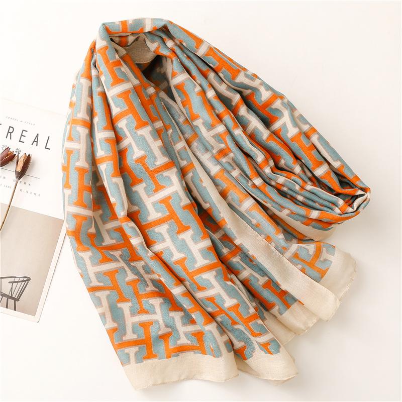 Letter H Color Matching Scarf Women's Winter Fashion Air Conditioner Shawl Warm Scarf Yarn Beach Scarf Silk Scarf