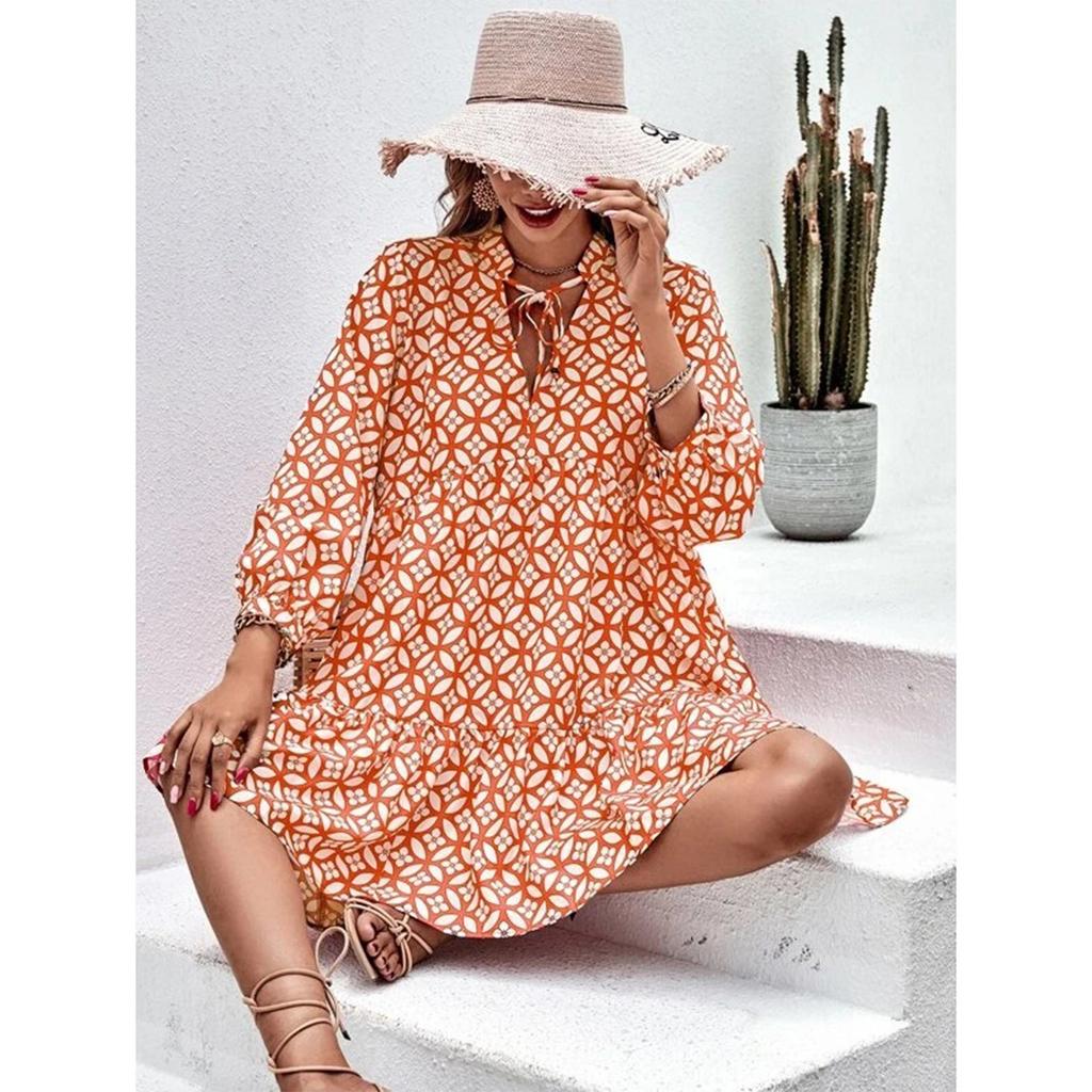 Women's Fashionable V-neck Fresh Printed Temperament Seven Inch Sleeve Dress