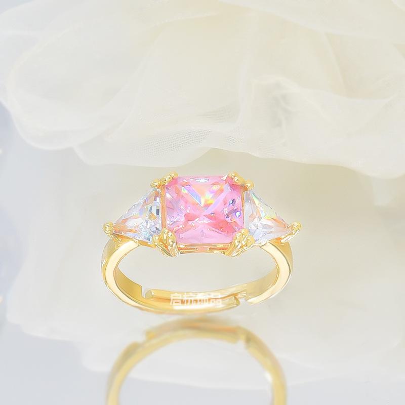 Pink Square Necklace Women'S Premium Versatile Temperament Gem Pendant Delicate Clavicle Chain Accessories