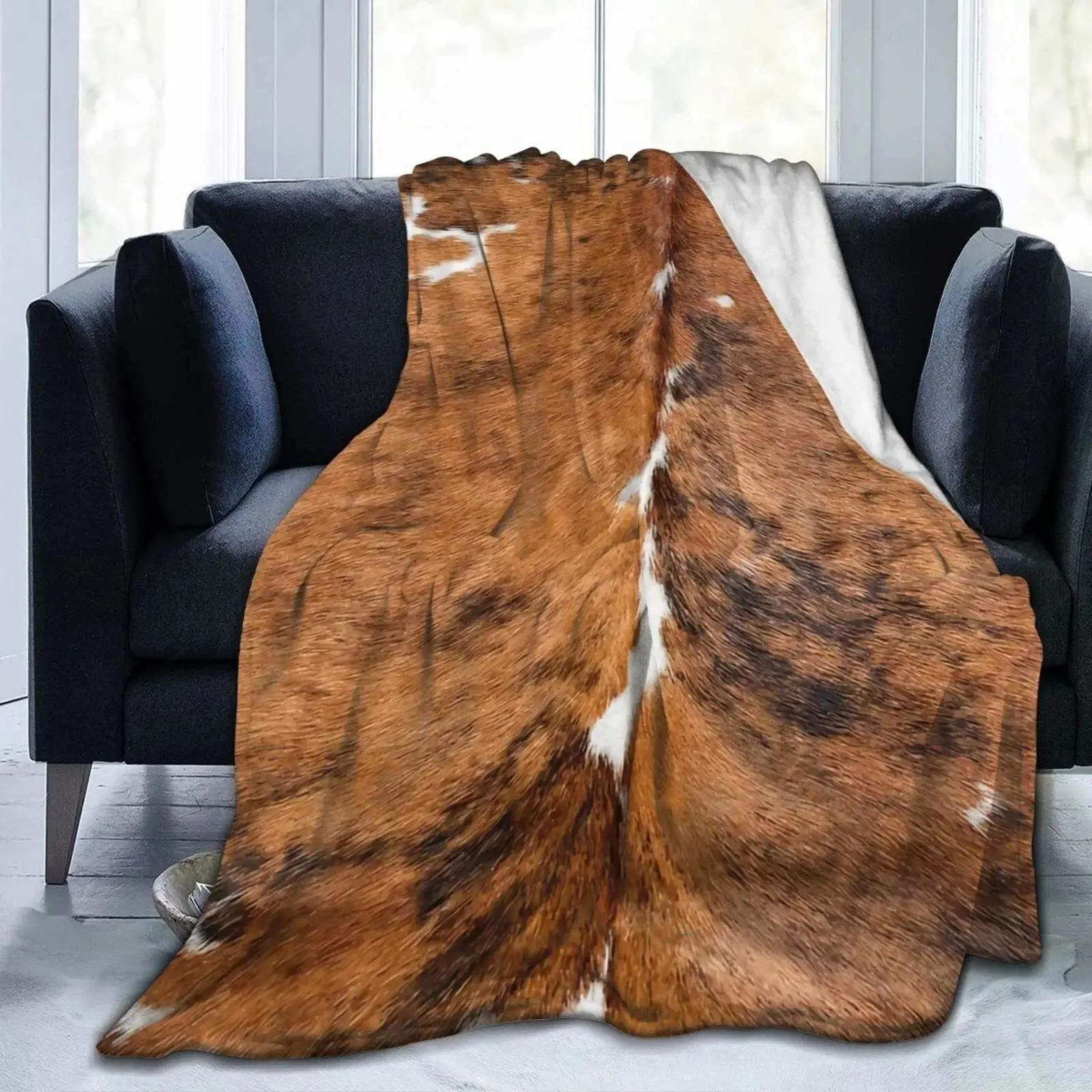 Cow Print Cowhide Throw Blanket All Season Black and White Warm Lightweight Soft Fuzzy Flannel Blanket Cute Warm Gifts Blankets 75x90cm
