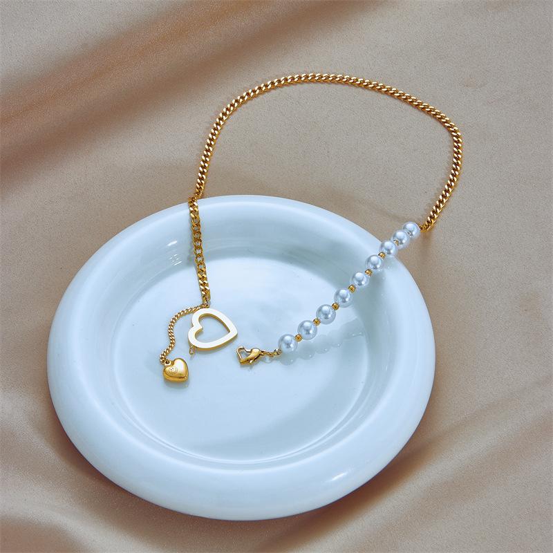 Ladies Titanium Steel Pearls Hollow Heart Pendant Necklace Jewelry
