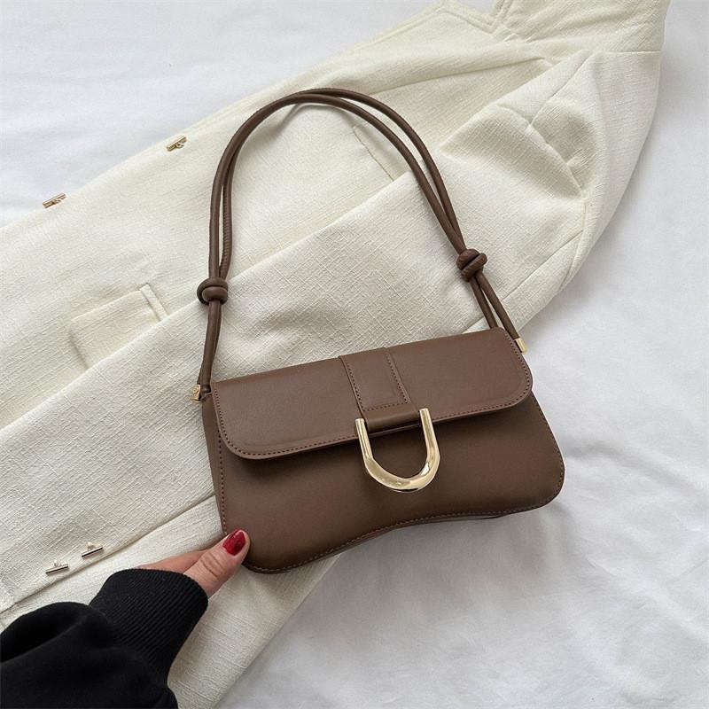 

Elegant Retro Horseshoe Buckle Fashion Street Bag Women s Autumn New Simple Temperament Versatile Single Shoulder Diagonal Handbag Women коричневий