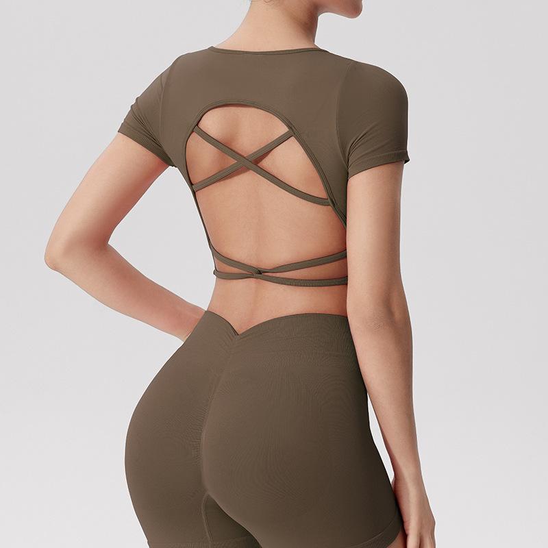 European & American Women's Seamless Sports Top with Built-in Bra & Stylish Back