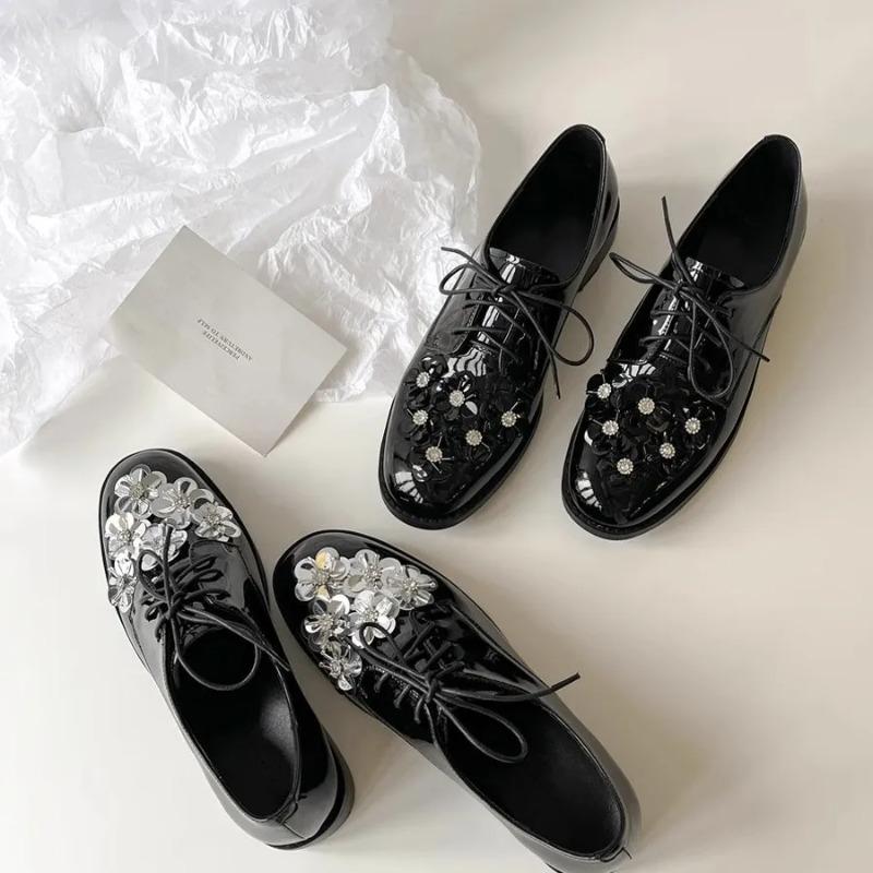 Fashion Shoes Woman Comfortable and Elegant Loafers with Fur Female Footwear Shallow Mouth Round Toe Oxfords Slip-on Dress Glitter
